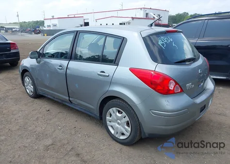 2011 Nissan Versa 1.8S z USA, uszkodzony, nr VIN 3N1BC1CP4BL375350